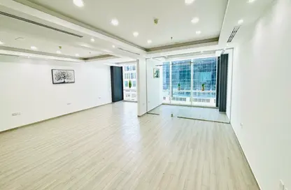 Office Space - Studio - 1 Bathroom for rent in Tamani Art Tower - Business Bay - Dubai