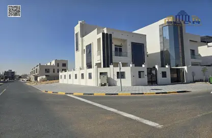 فيلا - 4 غرف نوم - 6 حمامات للبيع في المها فيليج - الزاهية - عجمان
