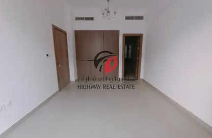 شقة - غرفة نوم - 2 حمامات للايجار في مبنى بيل فيو - 4 الورسان - الورسان - دبي