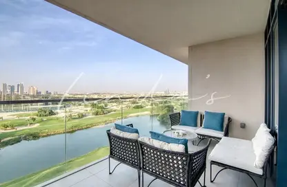 Apartment - 3 Bedrooms - 4 Bathrooms for rent in Vida Residence 1 - Vida Residence - The Hills - Dubai