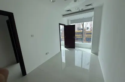 Office Space - Studio - 1 Bathroom for rent in Bayswater - Business Bay - Dubai