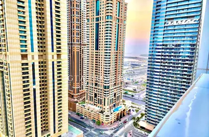 Apartment - 2 Bedrooms - 2 Bathrooms for sale in Marina Arcade Tower - Dubai Marina - Dubai
