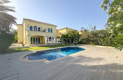 Villa - 3 Bedrooms - 4 Bathrooms for rent in Legacy - Jumeirah Park - Dubai