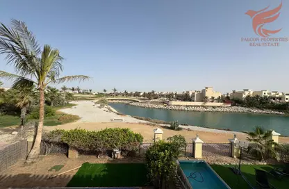 فيلا - 4 غرف نوم - 4 حمامات للايجار في تاون هاوسز قرية الحمرا - قرية الحمرا - رأس الخيمة