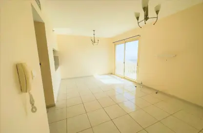 Empty Room image for: Apartment - 1 Bedroom - 2 Bathrooms for sale in Lagoon B12 - The Lagoons - Mina Al Arab - Ras Al Khaimah, Image 1