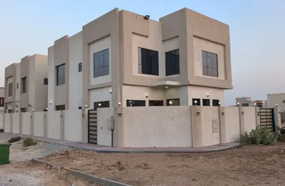 Villa - 5 Bedrooms - 7 Bathrooms for rent in Al Zaheya Gardens - Al Zahya - Ajman