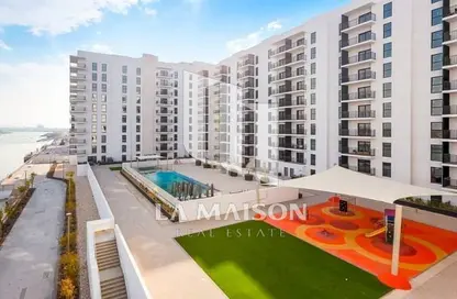 Apartment - 1 Bedroom - 1 Bathroom for sale in Waters Edge - Yas Island - Abu Dhabi