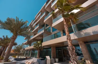 Apartment - 2 Bedrooms - 3 Bathrooms for sale in Ellington Beach House - Palm Jumeirah - Dubai