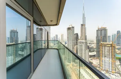Apartment - 3 Bedrooms - 3 Bathrooms for sale in Paramount Tower Hotel  and  Residences - Business Bay - Dubai