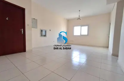 شقة - غرفة نوم - 2 حمامات للايجار في شارع بوخارا ​ - النهدة - الشارقة