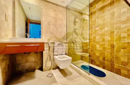Apartment - 1 Bedroom - 2 Bathrooms for rent in Jumeirah Garden City - Al Satwa - Dubai