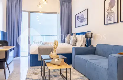 Apartment - Studio - 1 Bathroom for rent in Oasis Residences - Masdar City - Abu Dhabi