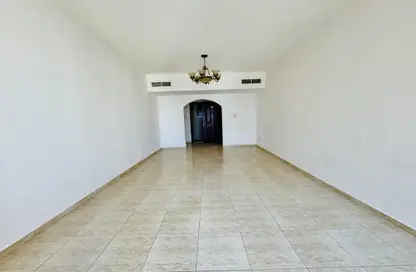 Apartment - 2 Bedrooms - 3 Bathrooms for rent in Manazil Tower 2 - Al Taawun Street - Al Taawun - Sharjah