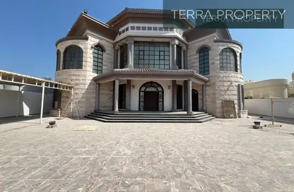 Villa - 6 Bedrooms - 7+ Bathrooms for rent in Khuzam - Ras Al Khaimah