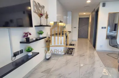 Apartment - Studio - 1 Bathroom for rent in Samana Golf Avenue - Dubai Studio City - Dubai