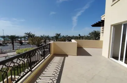 شقة - غرفة نوم - 2 حمامات للبيع في ياقوت - باب البحر - جزيرة المرجان - رأس الخيمة