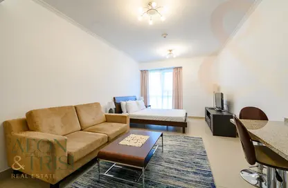 Apartment - Studio - 1 Bathroom for rent in Goldcrest Executive - JLT Cluster C - Jumeirah Lake Towers - Dubai