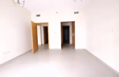 Apartment - 1 Bedroom - 2 Bathrooms for rent in May Residence - Jumeirah Village Circle - Dubai