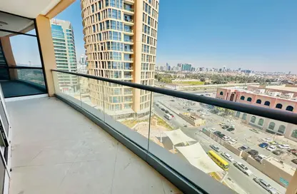 شقة - 3 غرف نوم - 4 حمامات للايجار في يونايتد سكوير - الخالدية - أبوظبي