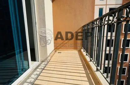 Apartment - 3 Bedrooms - 4 Bathrooms for rent in Hamdan Street - Abu Dhabi