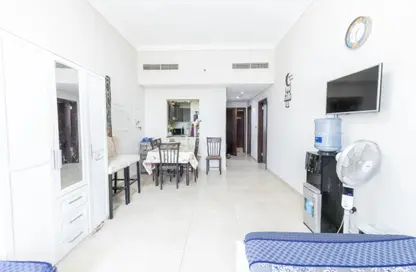 Apartment - 1 Bedroom - 2 Bathrooms for rent in Plaza Residences 2 - Plaza Residences - Jumeirah Village Circle - Dubai