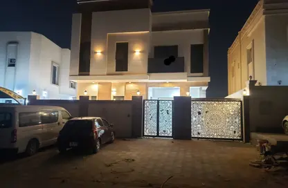 فيلا - 4 غرف نوم - 6 حمامات للايجار في الحليو 2 - الحليو - عجمان