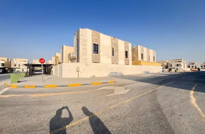 Villa - 5 Bedrooms - 7 Bathrooms for rent in Al Helio 2 - Al Helio - Ajman