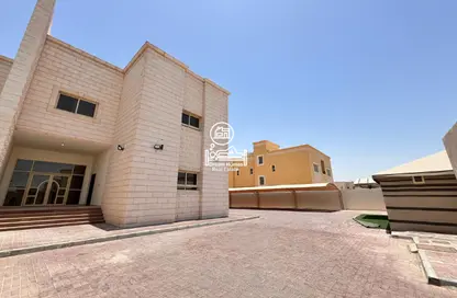 Villa - 5 Bedrooms - 7 Bathrooms for rent in Mohamed Bin Zayed City - Abu Dhabi
