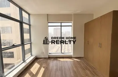 Apartment - 2 Bedrooms - 2 Bathrooms for rent in Al Taawun Street - Al Taawun - Sharjah