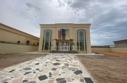 Villa - 5 Bedrooms - 7+ Bathrooms for sale in Al Riffa - Ras Al Khaimah