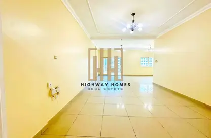 شقة - 3 غرف نوم - 4 حمامات للايجار في برج الندى - النهدة - الشارقة