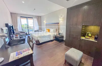 Room / Bedroom image for: Hotel  and  Hotel Apartment - 1 Bathroom for sale in Royal Amwaj Residences North - The Royal Amwaj - Palm Jumeirah - Dubai, Image 1