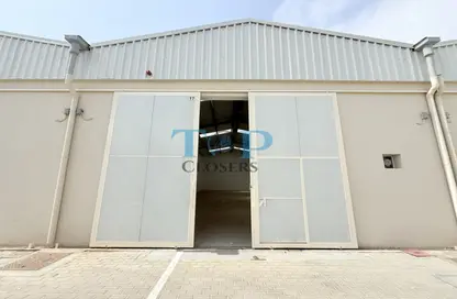 Warehouse - Studio - 1 Bathroom for rent in Wadi AL AIN 1 - Al Noud - Al Ain