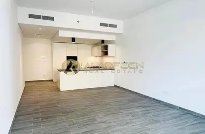 صورة لـ مطبخ شقة - 2 غرف نوم - 3 حمامات للايجار في بلغرافيا سكوير - قرية الجميرا سركل - دبي ، صورة رقم 1
