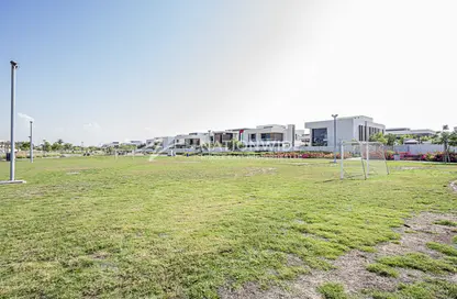 Villa - 5 Bedrooms - 6 Bathrooms for sale in West Yas - Yas Island - Abu Dhabi