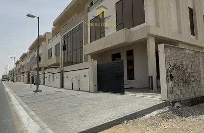 فيلا - 3 غرف نوم - 5 حمامات للبيع في حوشي 1 - حوشي - البادي - الشارقة