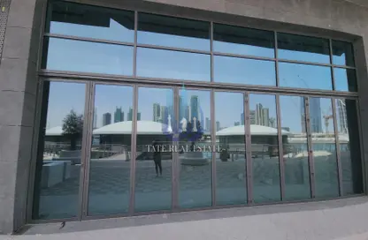 Shop - Studio for rent in Water Front Tower A - Waterfront Residential Towers - Tourist Club Area - Abu Dhabi