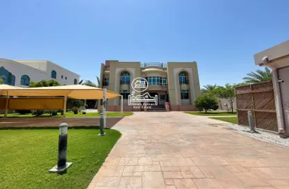 Villa - 5 Bedrooms - 7 Bathrooms for sale in Khalifa City - Abu Dhabi