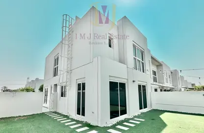 Townhouse - 4 Bedrooms - 5 Bathrooms for rent in Arabella Townhouses 3 - Arabella Townhouses - Mudon - Dubai
