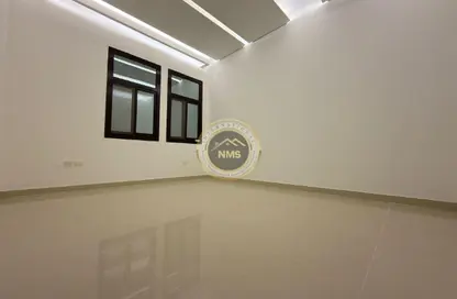 شقة - غرفة نوم - 1 حمام للايجار في المشرف - أبوظبي