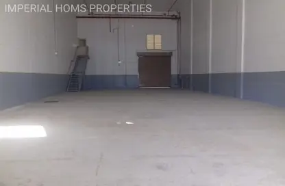 Warehouse - Studio - 1 Bathroom for rent in Umm Al Thuoob - Umm Al Quwain