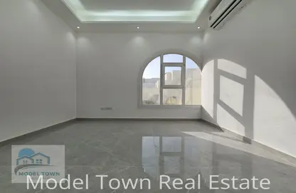 Apartment - 1 Bedroom - 1 Bathroom for rent in Shakhbout City - Abu Dhabi