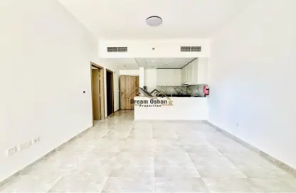 Apartment - 1 Bedroom - 2 Bathrooms for rent in Al Warsan 4 - Al Warsan - Dubai