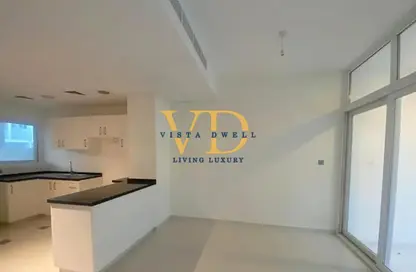 Apartment - 3 Bedrooms - 3 Bathrooms for rent in Albizia - Damac Hills 2 - Dubai