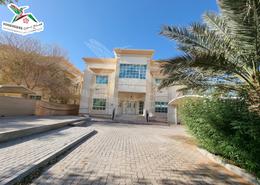Villa - 4 bedrooms - 6 bathrooms for rent in Zakher - Al Ain