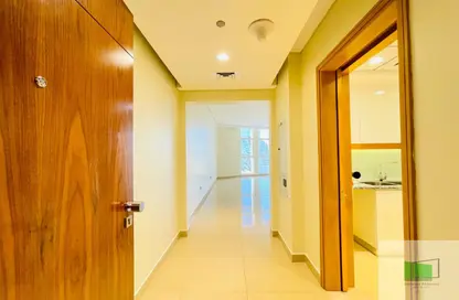 Apartment - 3 Bedrooms - 4 Bathrooms for rent in United Square - Al Khalidiya - Abu Dhabi