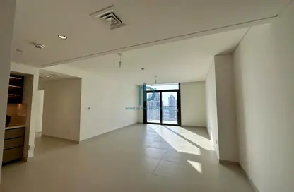 شقة - 2 غرف نوم - 2 حمامات للايجار في برج التاج - دبي وسط المدينة - دبي