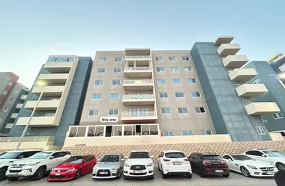 Apartment - 2 Bedrooms - 2 Bathrooms for sale in Al Reef Downtown - Al Reef - Abu Dhabi