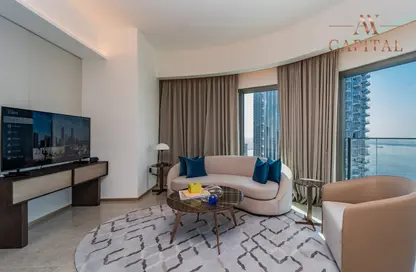 Living Room image for: Apartment - 2 Bedrooms - 3 Bathrooms for sale in Address Harbour Point Tower 2 - Address Harbour Point - Dubai Creek Harbour (The Lagoons) - Dubai, Image 1
