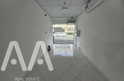 Shop - Studio for rent in Al Badaa - Dubai